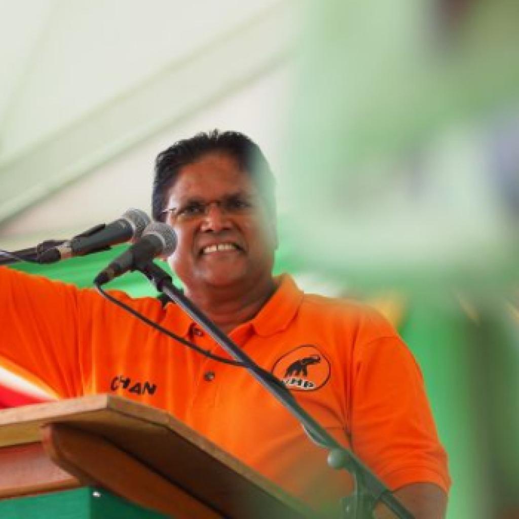 BREAKING - Santokhi, ex-president van de Republiek Suriname op 67-jarige leeftijd overleden