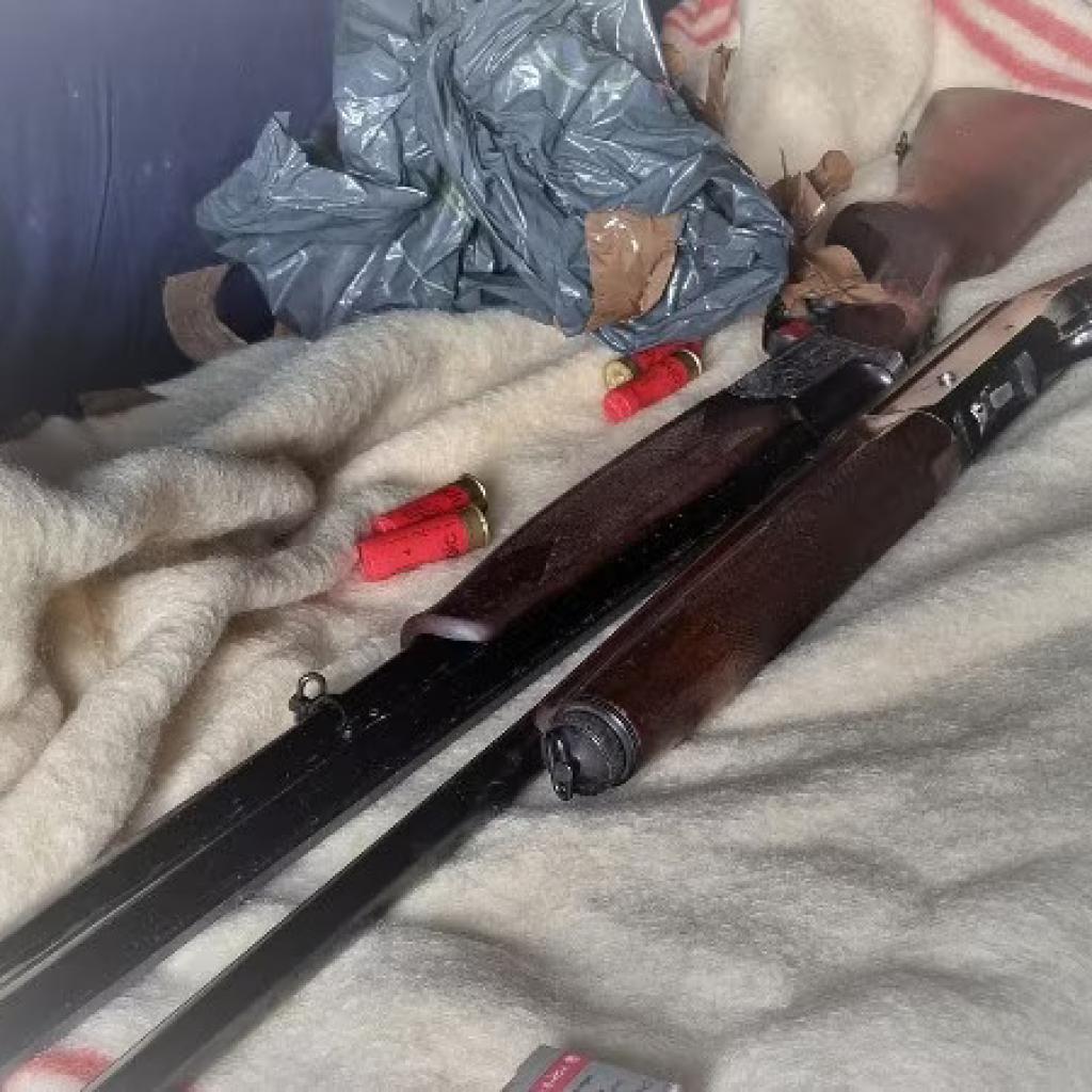 Vader schiet op vluchtende jongeman na betrapte situatie met 17-jarige dochter