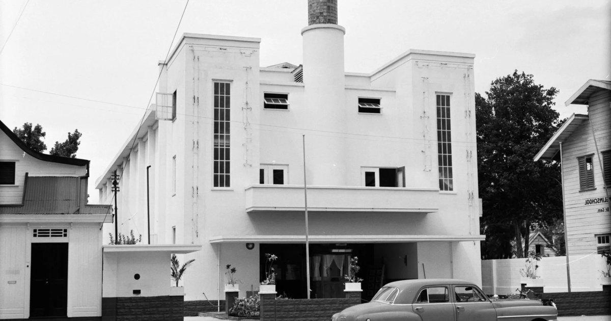 Geschiedenis en neergang van de Surinaamse bioscoopcultuur vastgelegd in nieuwe publicatie