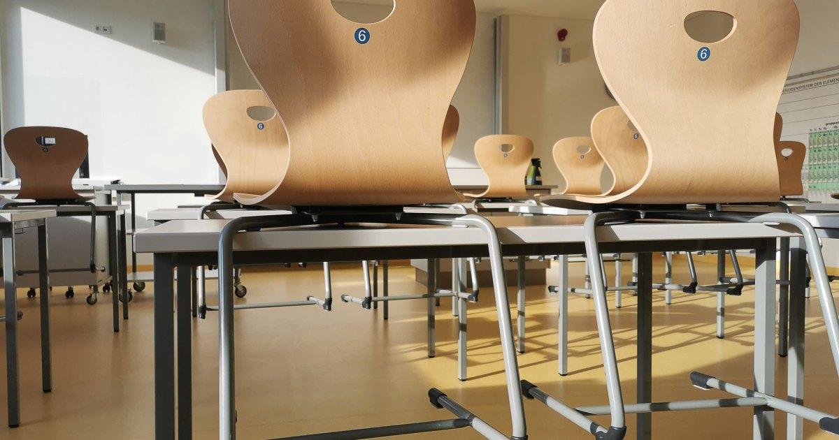 Vragen over politieke invloed binnen de VHP en de positie van onderwijsvoorzieningen