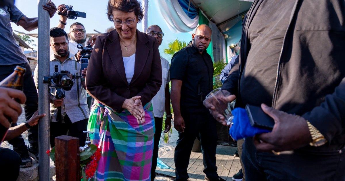 Drinkwatersysteem officieel in gebruik genomen te Sunny Point