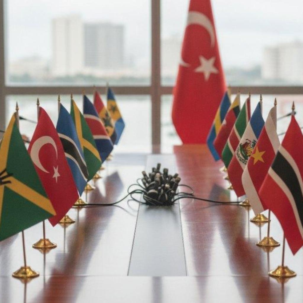 Suriname pleit als COFCOR-voorzitter voor intensievere relatie tussen Caricom en Türkiye