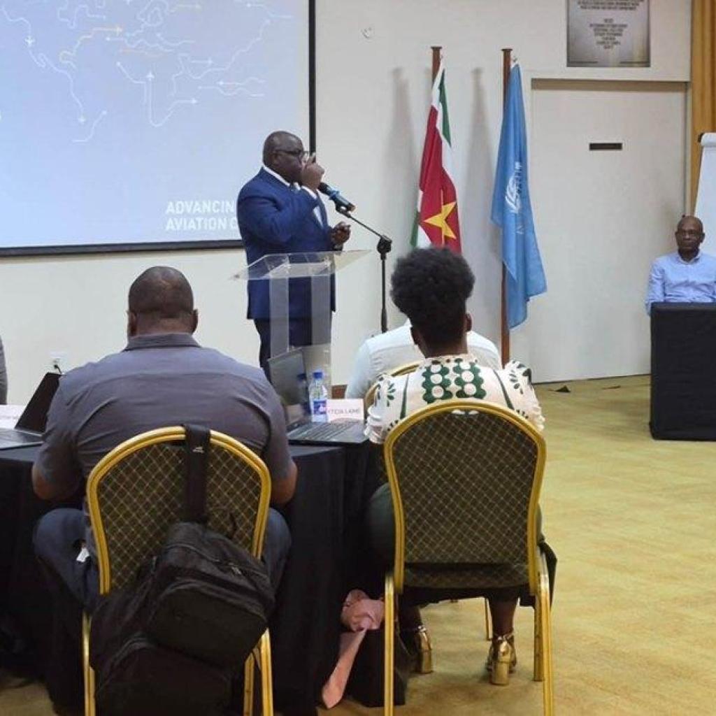 Vijfdaags leertraject van start om luchtvaartsector in Suriname strategisch te versterken