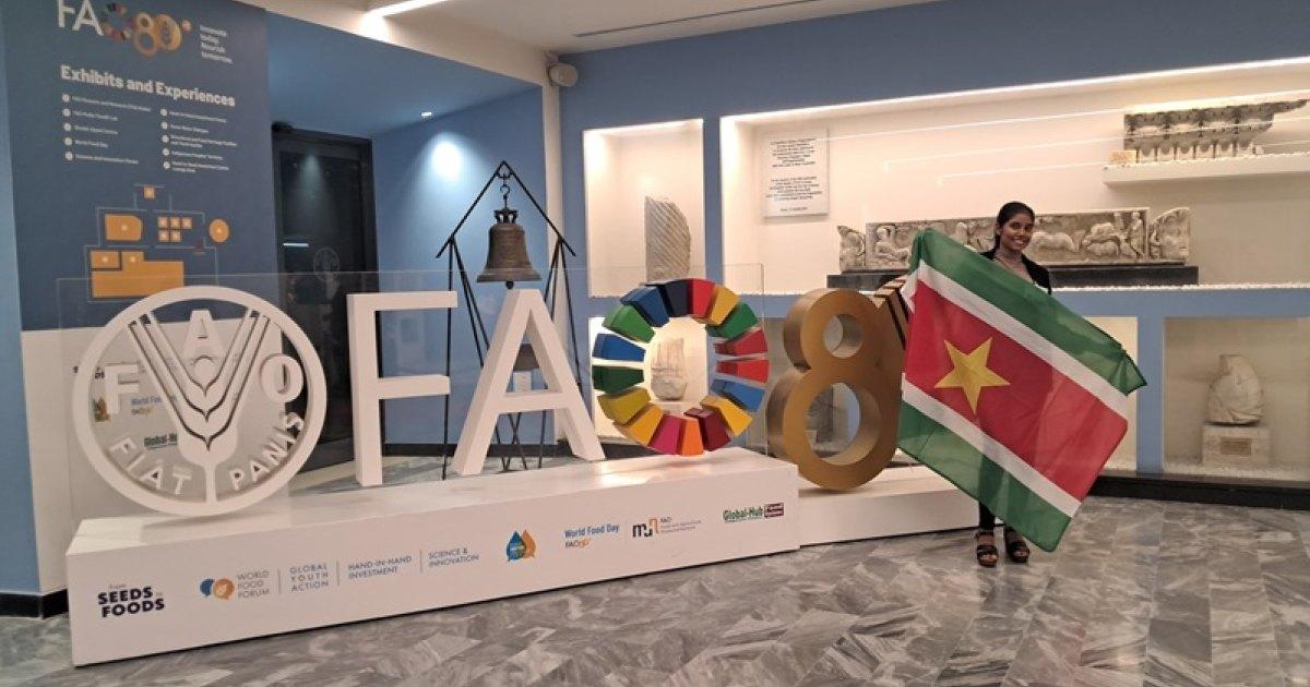 AdeKUS-studenten presenteren biologisch afbreekbare plantpotten op World Food Forum in Rome