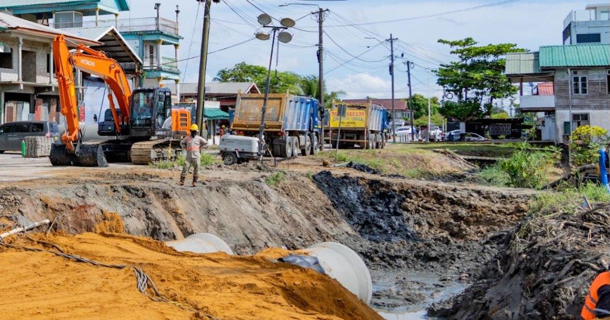 Verbetering waterafvoer Slangenhoutstraat brengt tijdelijke afsluiting met zich mee tot donderdag
