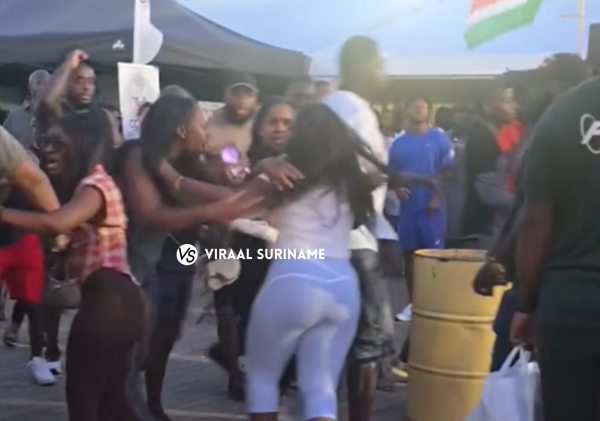 Video: Vrouwen vechten om man op eerste zondag van het Kwaku Festival 2026 in Nederland